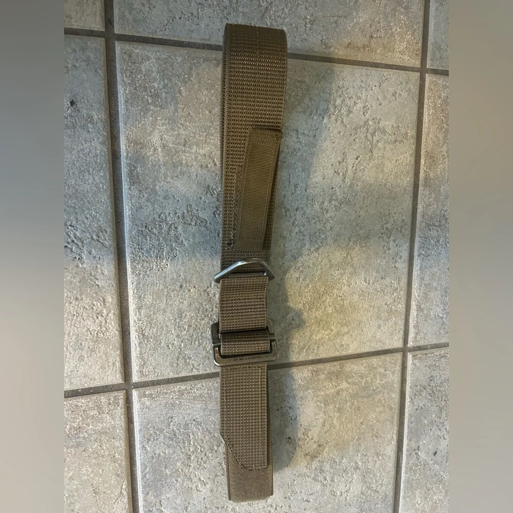 Men’s Wolf tactical tan belt size small. Fits size 28”-33”. - Picture 3 of 11